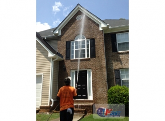 first_in_pressure_washing_residential-155