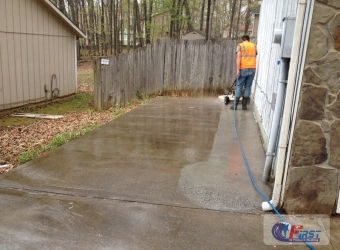 first_in_pressure_washing_residential-44
