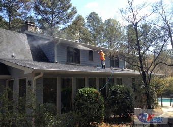 015_first_in_pressure_washing_residential-138